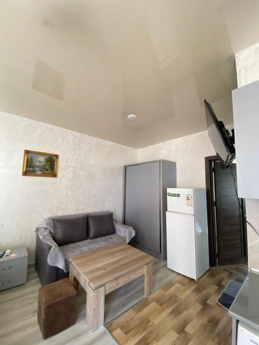 Sunshine Hotel Квариати Экстерьер фото
